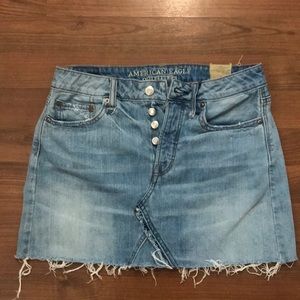 American eagle jean skirt